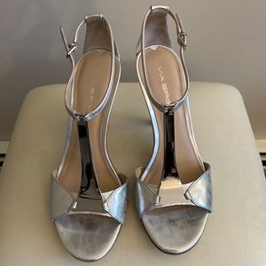 Via Spiga Silver leather 4” sandals size 7m